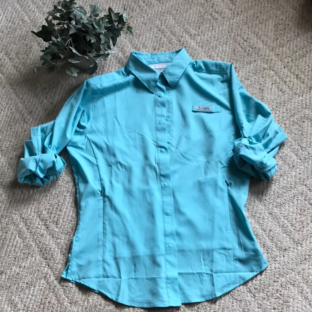 Women's Columbia button up